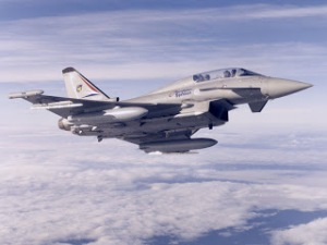 Mas tropas británicas en el Golfo: EEUU y Reino Unido intentan “rodear” a Irán Laproximaguerrareinouindoemiratosarabesunidosiraneurofightertyphoon